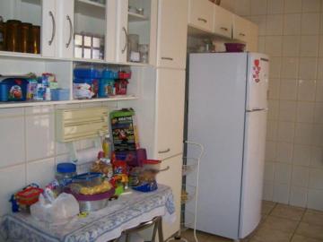 Comprar Casa / Padr&atilde;o em S&atilde;o Jos&eacute; do Rio Preto R$ 430.000,00 - Foto 2