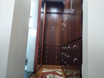 Alugar Apartamento / Padr&atilde;o em S&atilde;o Jos&eacute; do Rio Preto R$ 1.800,00 - Foto 12
