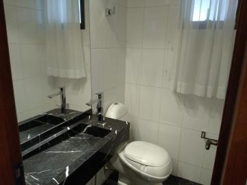 Alugar Apartamento / Padr&atilde;o em S&atilde;o Jos&eacute; do Rio Preto R$ 1.800,00 - Foto 15