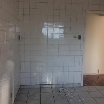 Alugar Apartamento / Padr&atilde;o em S&atilde;o Jos&eacute; do Rio Preto R$ 550,00 - Foto 9