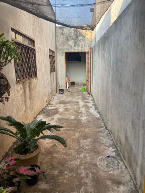 Comprar Casa / Padr&atilde;o em S&atilde;o Jos&eacute; do Rio Preto R$ 190.000,00 - Foto 2