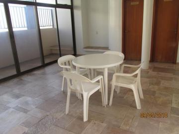 Comprar Apartamento / Padr&atilde;o em S&atilde;o Jos&eacute; do Rio Preto R$ 370.000,00 - Foto 6