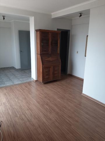 Alugar Apartamento / Padr&atilde;o em S&atilde;o Jos&eacute; do Rio Preto R$ 1.000,00 - Foto 2