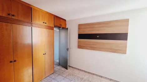 Alugar Apartamento / Padr&atilde;o em S&atilde;o Jos&eacute; do Rio Preto R$ 1.000,00 - Foto 17