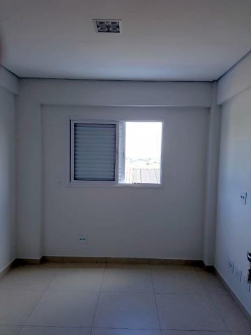 Comprar Apartamento / Padr&atilde;o em S&atilde;o Jos&eacute; do Rio Preto R$ 320.000,00 - Foto 9