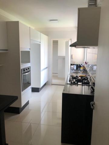 Alugar Apartamento / Padr&atilde;o em S&atilde;o Jos&eacute; do Rio Preto R$ 2.700,00 - Foto 3