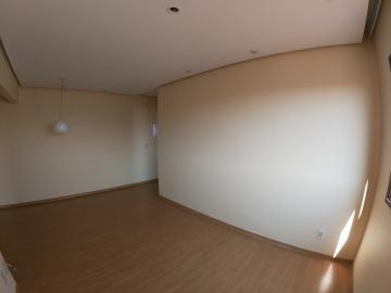 Alugar Apartamento / Padr&atilde;o em S&atilde;o Jos&eacute; do Rio Preto R$ 1.300,00 - Foto 4