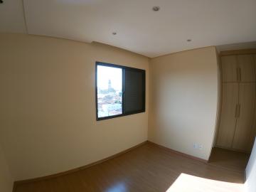 Alugar Apartamento / Padr&atilde;o em S&atilde;o Jos&eacute; do Rio Preto R$ 1.300,00 - Foto 16