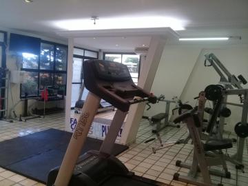 Alugar Apartamento / Padr&atilde;o em S&atilde;o Jos&eacute; do Rio Preto R$ 1.300,00 - Foto 6
