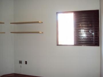 Alugar Apartamento / Padr&atilde;o em S&atilde;o Jos&eacute; do Rio Preto R$ 1.000,00 - Foto 2