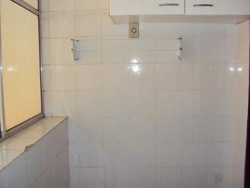 Alugar Apartamento / Padr&atilde;o em S&atilde;o Jos&eacute; do Rio Preto R$ 1.000,00 - Foto 4