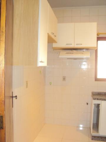 Alugar Apartamento / Padr&atilde;o em S&atilde;o Jos&eacute; do Rio Preto R$ 1.000,00 - Foto 16