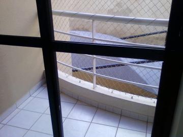 Alugar Apartamento / Padr&atilde;o em S&atilde;o Jos&eacute; do Rio Preto R$ 1.600,00 - Foto 2