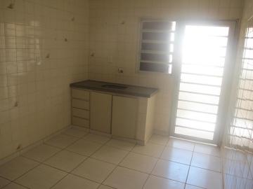 Alugar Apartamento / Padr&atilde;o em S&atilde;o Jos&eacute; do Rio Preto R$ 830,00 - Foto 3