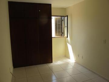 Alugar Apartamento / Padr&atilde;o em S&atilde;o Jos&eacute; do Rio Preto R$ 830,00 - Foto 7
