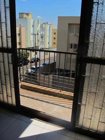 Alugar Apartamento / Padr&atilde;o em S&atilde;o Jos&eacute; do Rio Preto R$ 830,00 - Foto 9