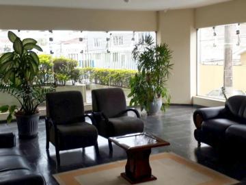 Alugar Apartamento / Padr&atilde;o em S&atilde;o Jos&eacute; do Rio Preto. apenas R$ 240.000,00