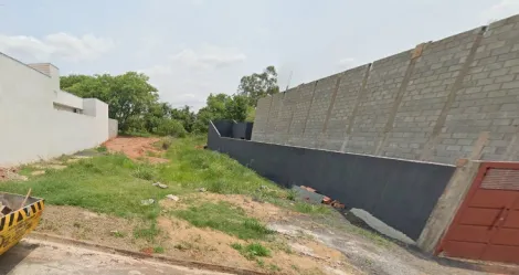 Comprar Terreno / Padr&atilde;o em Guapia&ccedil;u R$ 150.000,00 - Foto 2