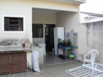 Alugar Casa / Padr&atilde;o em S&atilde;o Jos&eacute; do Rio Preto R$ 1.500,00 - Foto 9