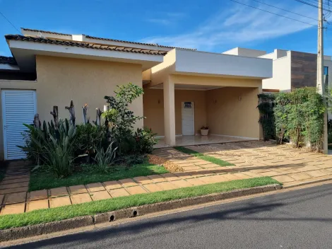 Casa / Condom&iacute;nio em Mirassol 