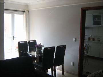 Alugar Apartamento / Padr&atilde;o em S&atilde;o Jos&eacute; do Rio Preto R$ 1.271,45 - Foto 2