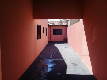 Alugar Casa / Padr&atilde;o em S&atilde;o Jos&eacute; do Rio Preto R$ 1.337,80 - Foto 7