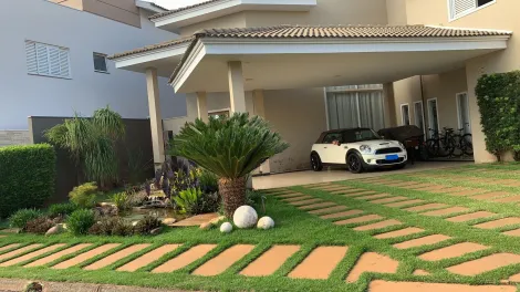Casa / Condom&iacute;nio em Mirassol 