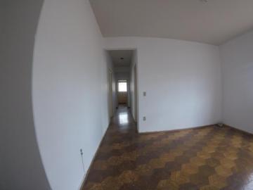 Alugar Apartamento / Padr&atilde;o em S&atilde;o Jos&eacute; do Rio Preto R$ 900,00 - Foto 7