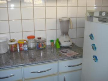 Alugar Casa / Condom&iacute;nio em S&atilde;o Jos&eacute; do Rio Preto R$ 780,00 - Foto 4
