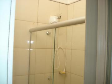 Alugar Casa / Condom&iacute;nio em S&atilde;o Jos&eacute; do Rio Preto R$ 780,00 - Foto 6