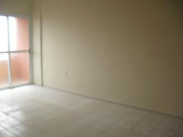 Alugar Apartamento / Padr&atilde;o em S&atilde;o Jos&eacute; do Rio Preto R$ 400,00 - Foto 15
