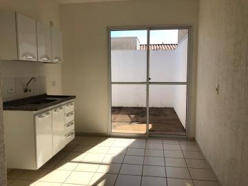 Alugar Casa / Condom&iacute;nio em S&atilde;o Jos&eacute; do Rio Preto R$ 850,00 - Foto 2