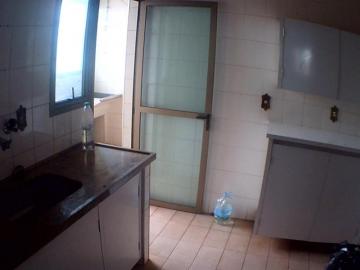 Alugar Apartamento / Padr&atilde;o em S&atilde;o Jos&eacute; do Rio Preto R$ 1.200,00 - Foto 9