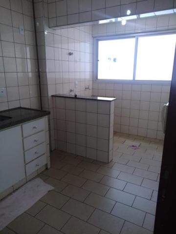 Alugar Apartamento / Padr&atilde;o em S&atilde;o Jos&eacute; do Rio Preto R$ 600,00 - Foto 9
