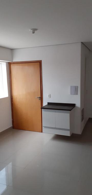 Alugar Comercial / Sala em S&atilde;o Jos&eacute; do Rio Preto R$ 1.000,00 - Foto 2