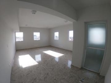 Alugar Comercial / Sala em S&atilde;o Jos&eacute; do Rio Preto R$ 1.000,00 - Foto 2