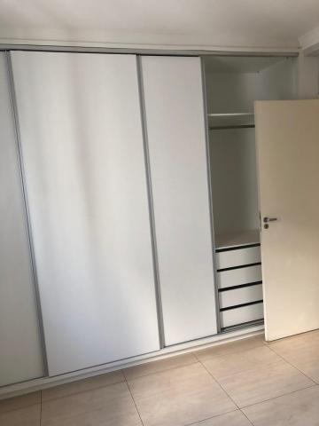 Alugar Apartamento / Padr&atilde;o em S&atilde;o Jos&eacute; do Rio Preto R$ 1.500,00 - Foto 4