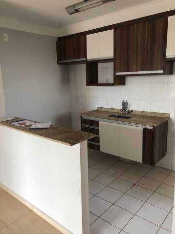 Alugar Apartamento / Padr&atilde;o em S&atilde;o Jos&eacute; do Rio Preto R$ 1.500,00 - Foto 9