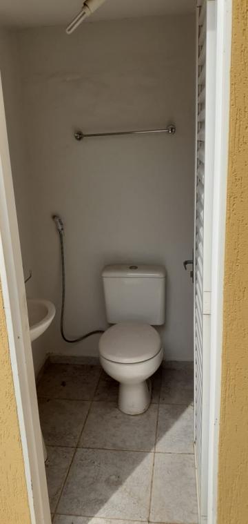 Alugar Casa / Condom&iacute;nio em S&atilde;o Jos&eacute; do Rio Preto R$ 1.700,00 - Foto 17
