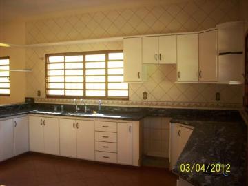 Alugar Casa / Padr&atilde;o em S&atilde;o Jos&eacute; do Rio Preto R$ 2.500,00 - Foto 3