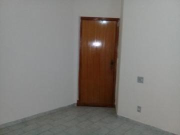 Alugar Casa / Padr&atilde;o em S&atilde;o Jos&eacute; do Rio Preto R$ 2.200,00 - Foto 2