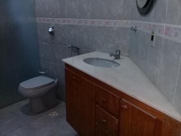 Alugar Casa / Padr&atilde;o em S&atilde;o Jos&eacute; do Rio Preto R$ 2.200,00 - Foto 8