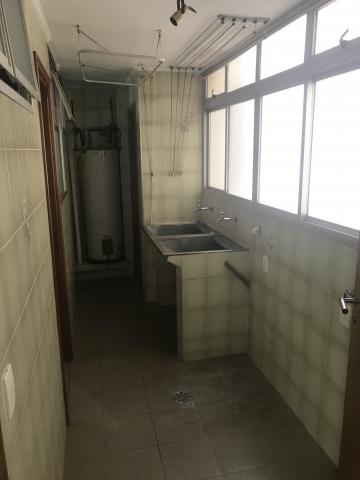 Alugar Apartamento / Padr&atilde;o em S&atilde;o Jos&eacute; do Rio Preto R$ 1.000,00 - Foto 3