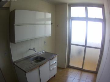 Alugar Apartamento / Padr&atilde;o em S&atilde;o Jos&eacute; do Rio Preto R$ 600,00 - Foto 4
