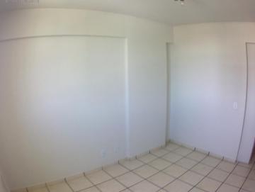 Alugar Apartamento / Padr&atilde;o em S&atilde;o Jos&eacute; do Rio Preto R$ 600,00 - Foto 6
