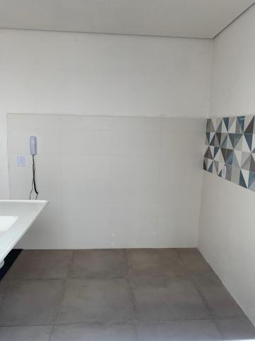 Alugar Apartamento / Padr&atilde;o em S&atilde;o Jos&eacute; do Rio Preto R$ 950,00 - Foto 4