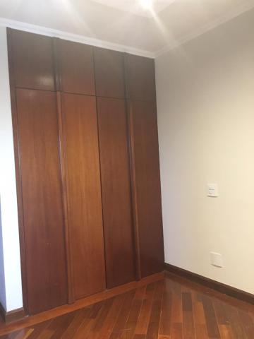 Alugar Apartamento / Padr&atilde;o em S&atilde;o Jos&eacute; do Rio Preto R$ 1.800,00 - Foto 10