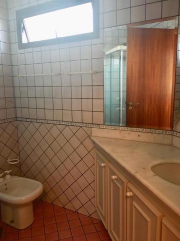 Alugar Apartamento / Padr&atilde;o em S&atilde;o Jos&eacute; do Rio Preto R$ 1.800,00 - Foto 16