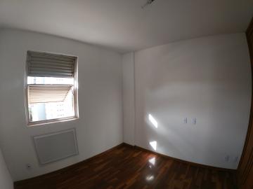 Alugar Apartamento / Padr&atilde;o em S&atilde;o Jos&eacute; do Rio Preto R$ 600,00 - Foto 4