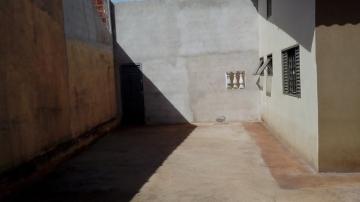 Alugar Casa / Padr&atilde;o em S&atilde;o Jos&eacute; do Rio Preto R$ 650,00 - Foto 2